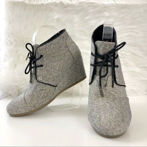 FINAL 🔽 Toms Ankle Wedge Booties